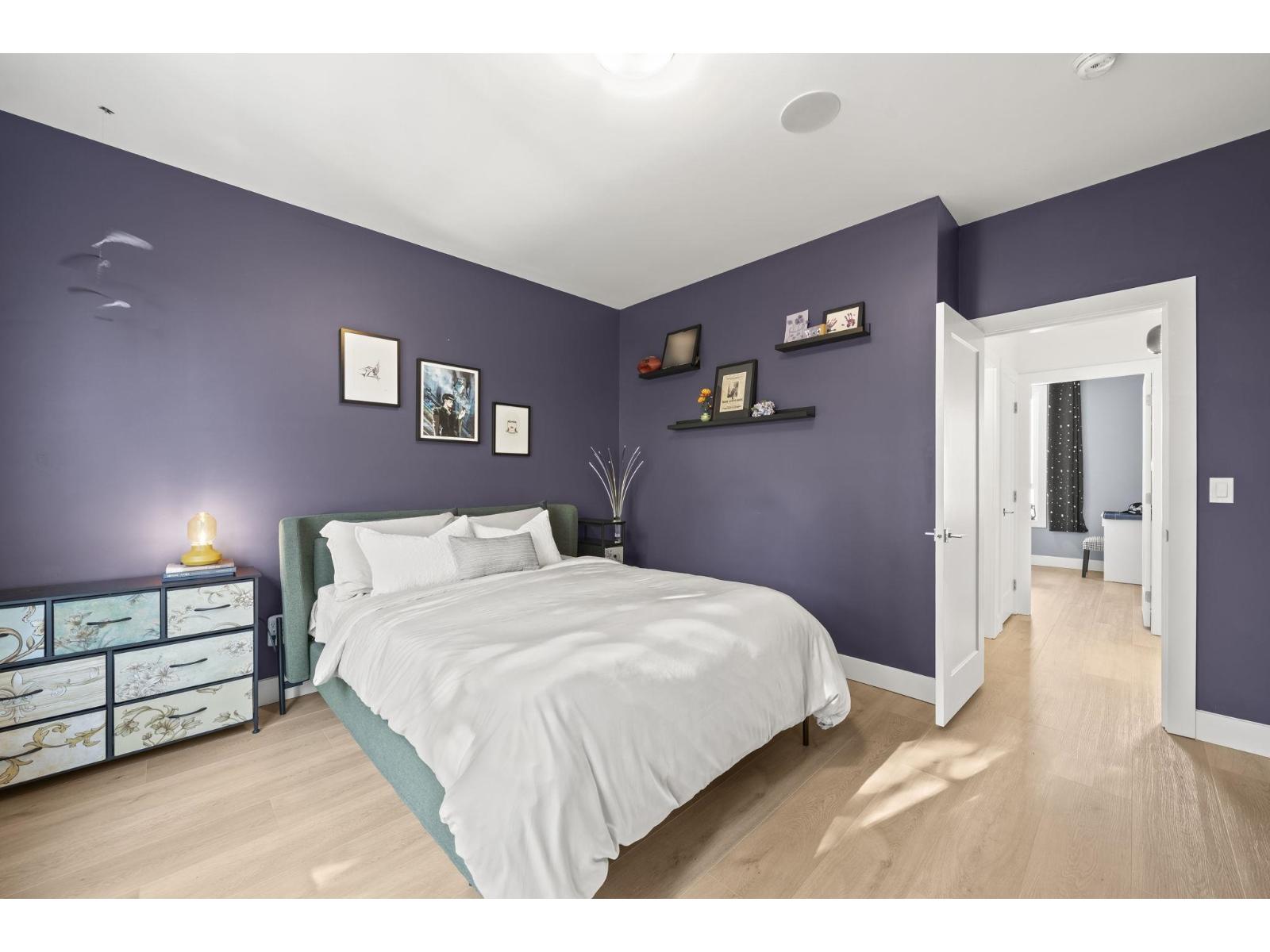 11 1670 160 STREET