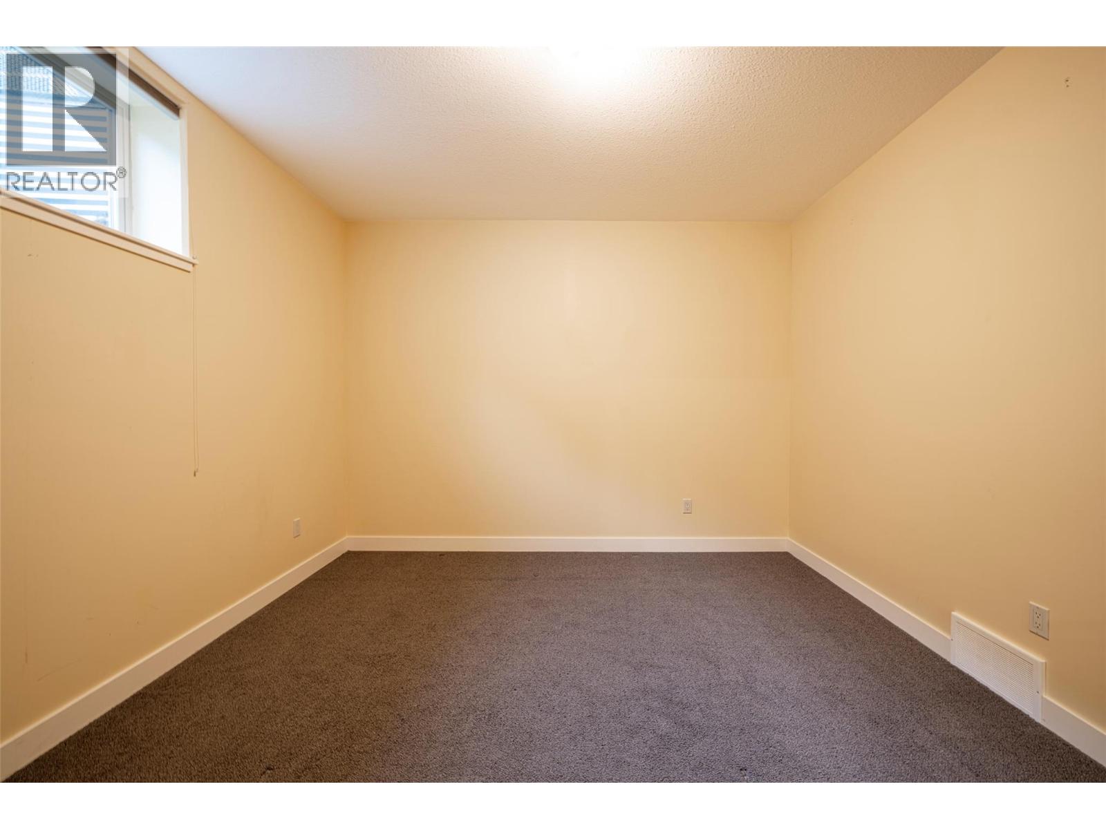 2444 York Avenue Unit# 32