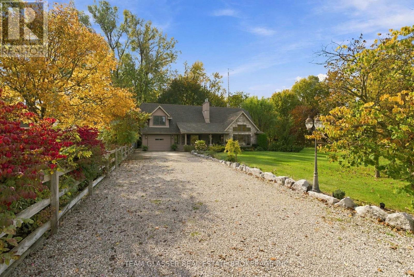 8421 Defore Drive, Lambton Shores, Ontario  N0M 1T0 - Photo 18 - X13879018