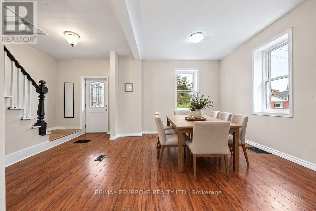 459 Somerset Street, Pembroke, Ontario  K8A 4C5 - Photo 4 - X13852444