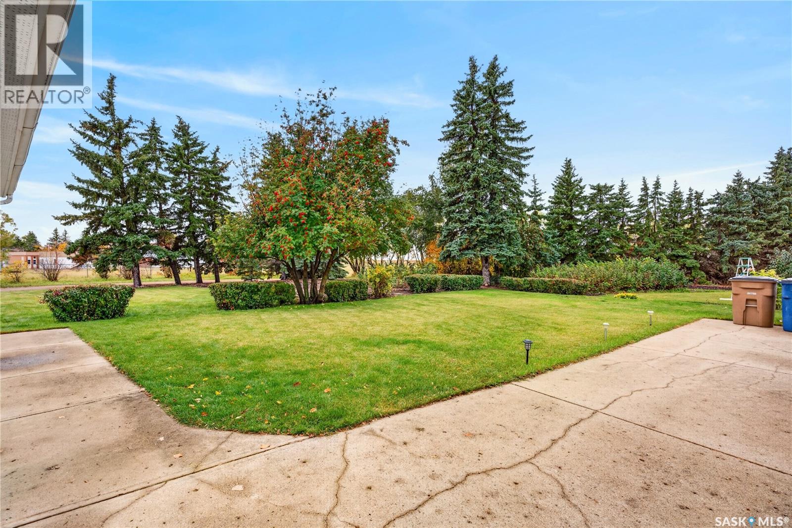 1987 Newmarket DRIVE Tisdale Saskatchewan Canada S0E1T0 5