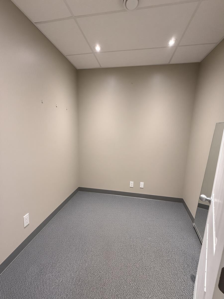 4840 93 Ave