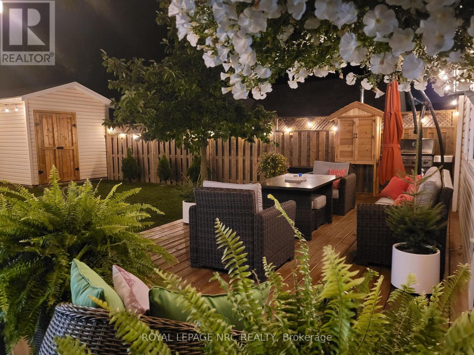 6496 Caswell Street, Niagara Falls (Stamford), Ontario  L2J 1B9 - Photo 4 - X14029360