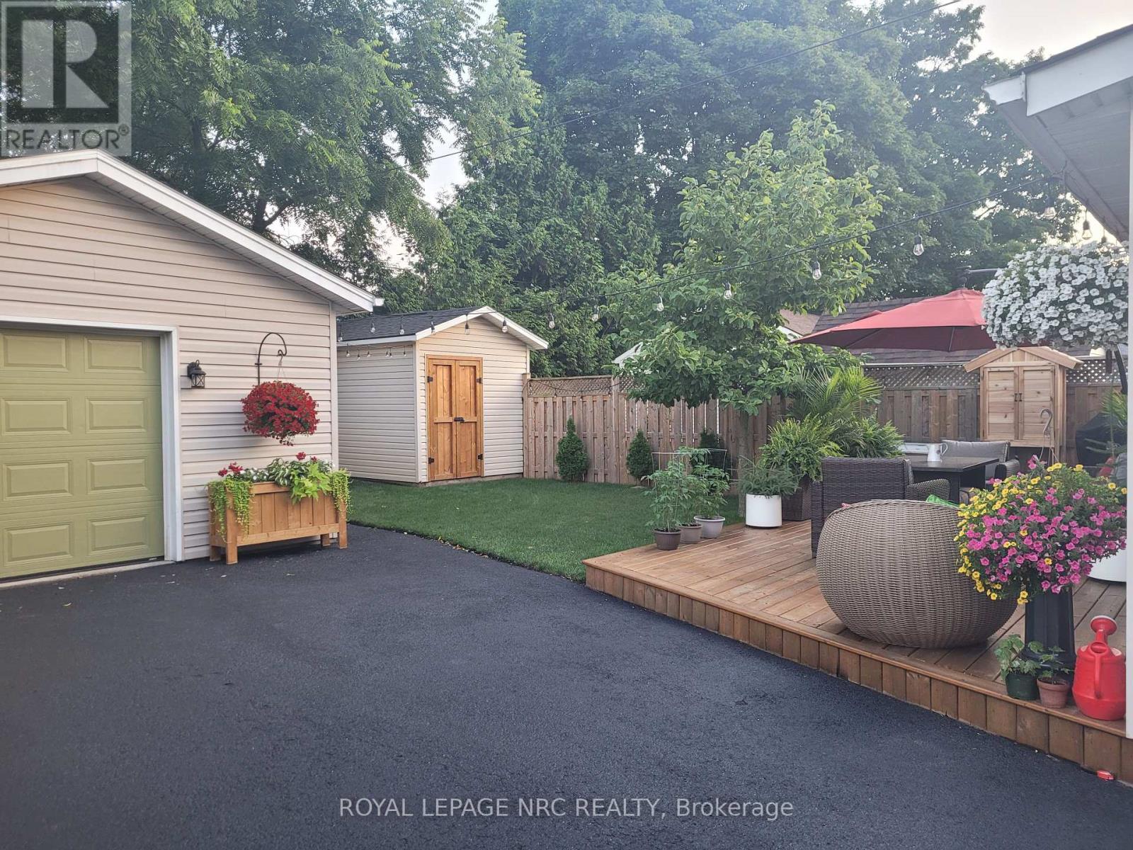 6496 Caswell Street, Niagara Falls (Stamford), Ontario  L2J 1B9 - Photo 5 - X14029360