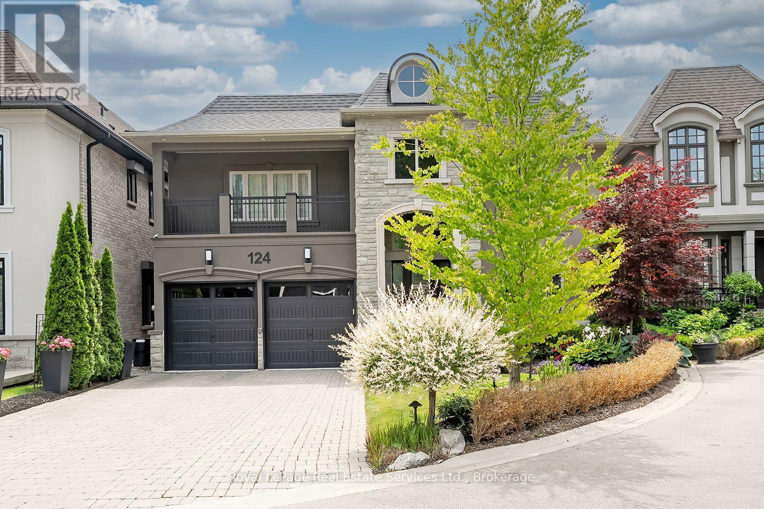124 PALISER COURT, Oakville, Ontario