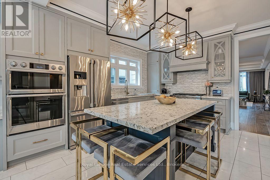 124 Paliser Court, Oakville, Ontario  L6K 2H1 - Photo 13 - W14029404