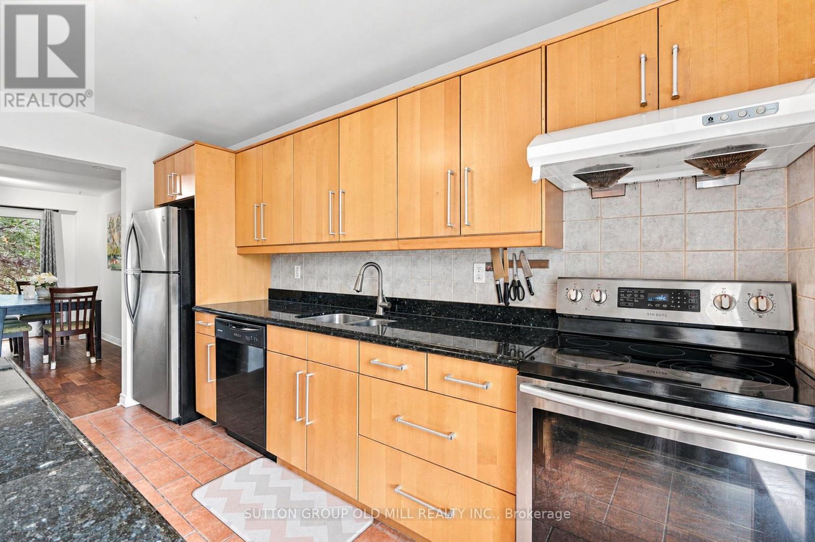 2 Virgo Starway, Toronto, Ontario  M2J 1N7 - Photo 14 - C14029428