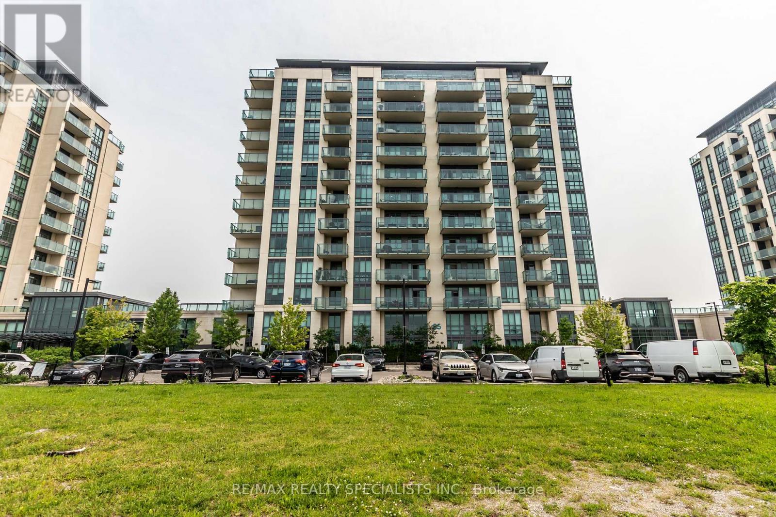606 - 55 Yorkland Boulevard, Brampton (Goreway Drive Corridor), Ontario  L6P 4K9 - Photo 2 - W14029326
