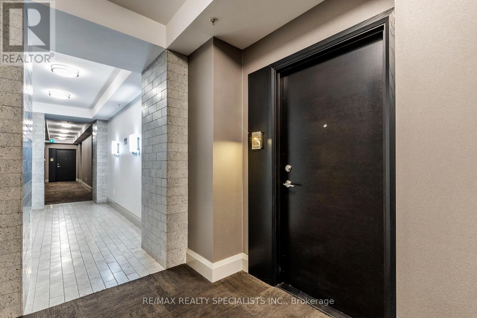 606 - 55 Yorkland Boulevard, Brampton (Goreway Drive Corridor), Ontario  L6P 4K9 - Photo 4 - W14029326