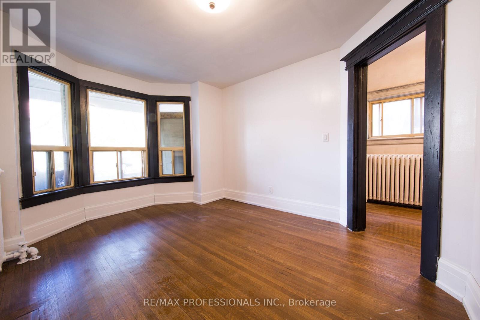 124 Close Avenue, Toronto, Ontario  M6K 2V5 - Photo 10 - W14029340
