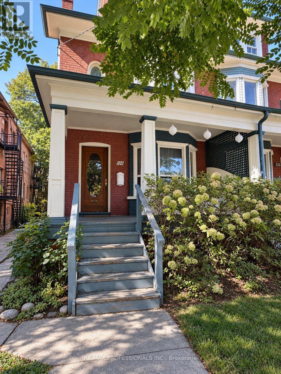 124 Close Avenue, Toronto, Ontario  M6K 2V5 - Photo 3 - W14029340