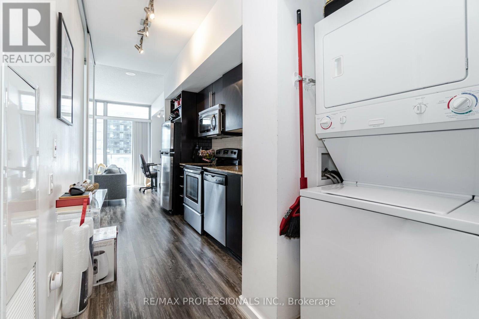 810 - 103 The Queensway Avenue, Toronto, Ontario  M6S 5B3 - Photo 24 - W14029392