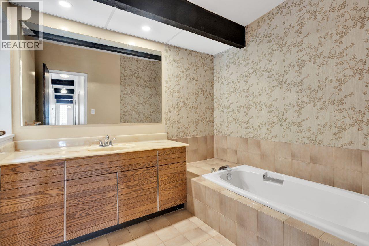 2851 TRILLIUM PLACE