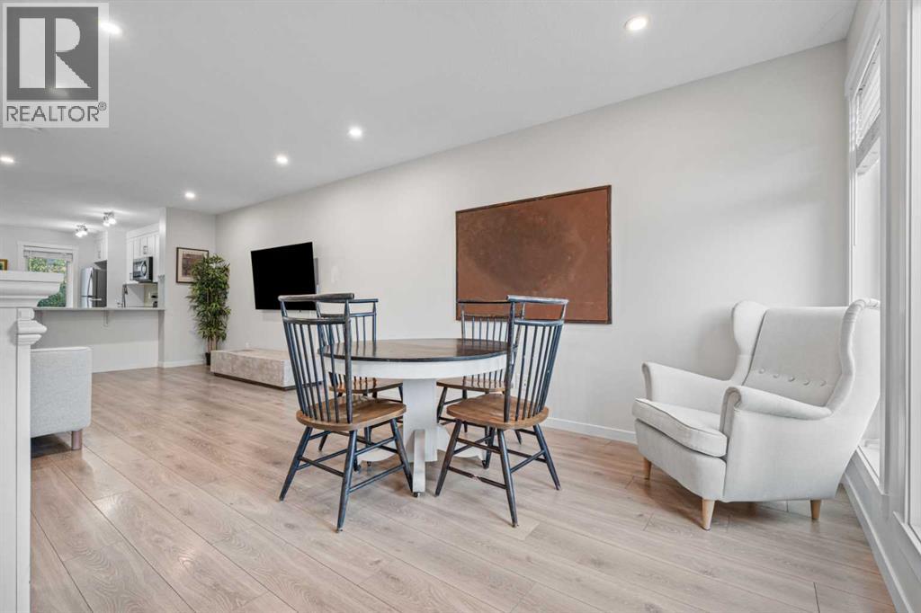110, 338 Seton Circle SE
