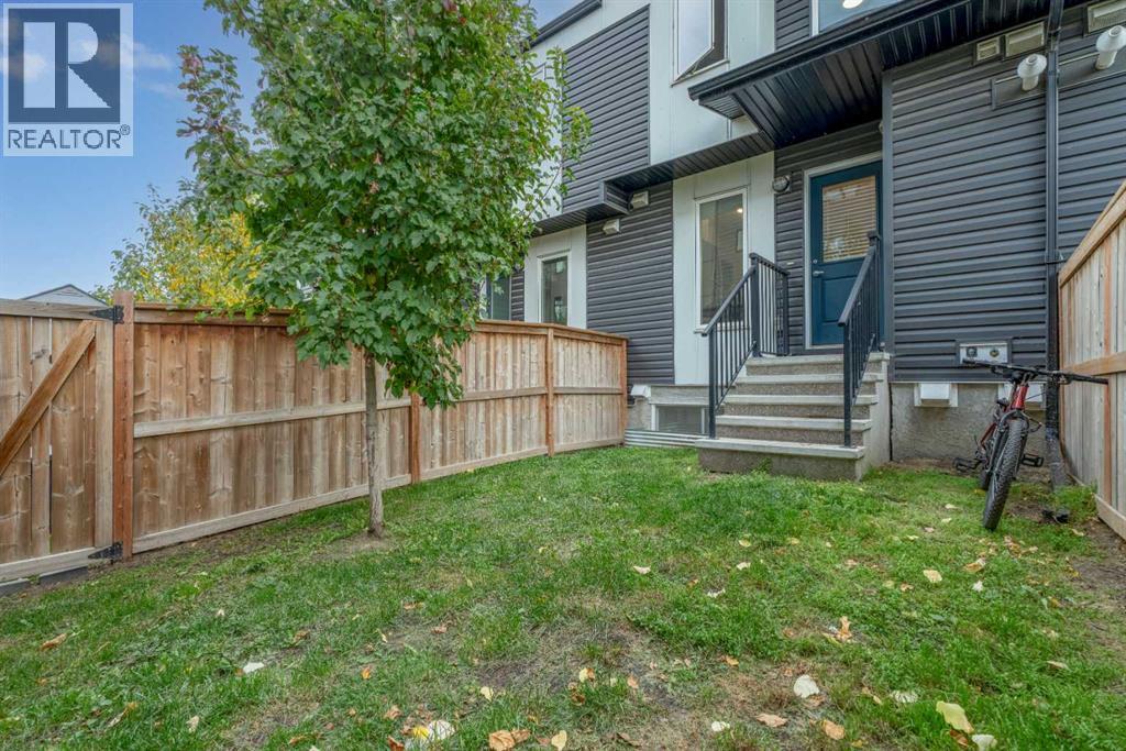 110, 338 Seton Circle SE