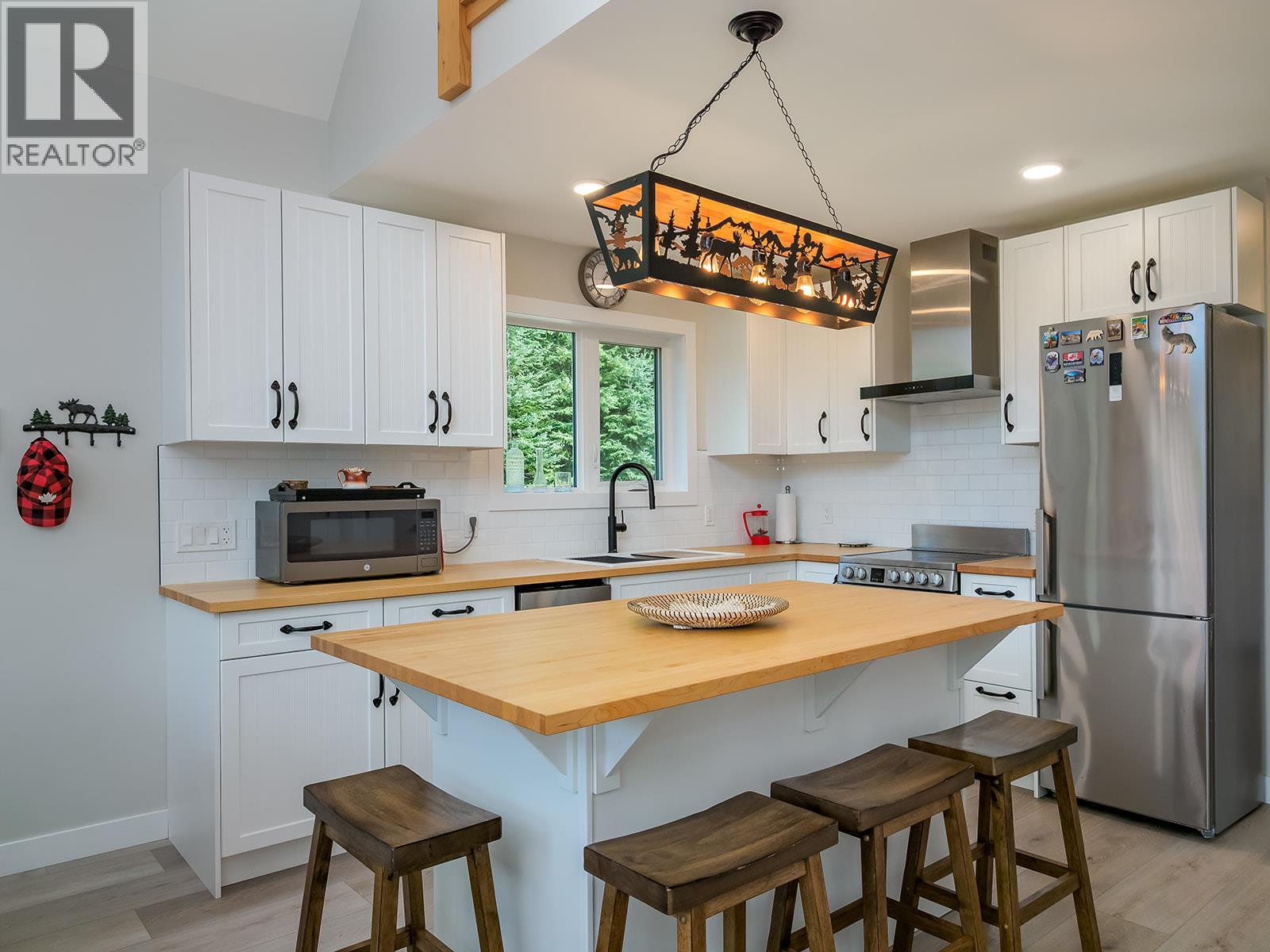 2423 Goat Mountain View Road