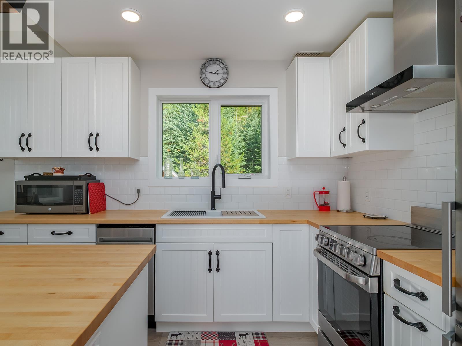 2423 Goat Mountain View Road