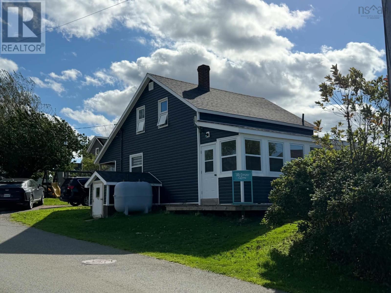 18 Chemin Marteau Road, chéticamp, Nova Scotia