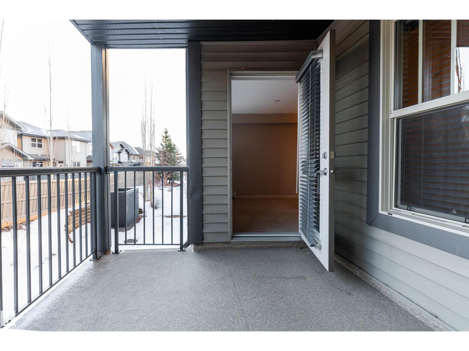 #202 105 AMBLESIDE DR SW