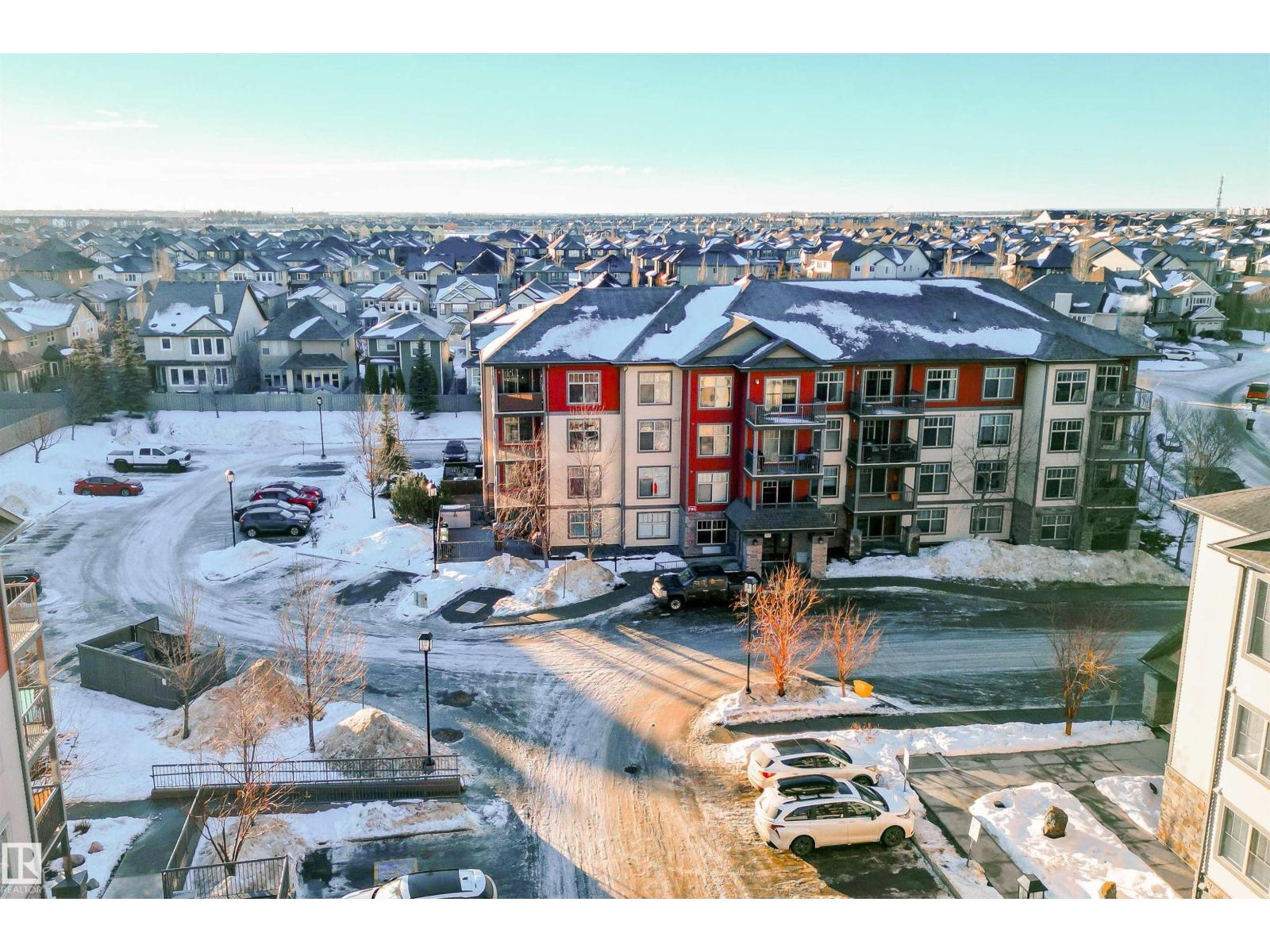 #303 105 AMBLESIDE DR SW