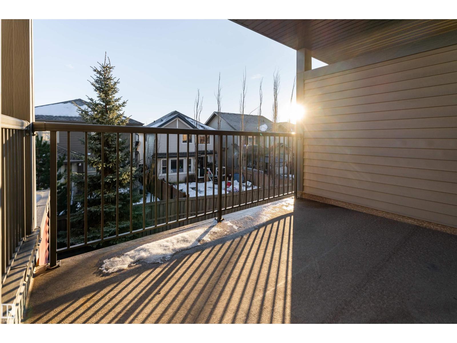 #303 105 AMBLESIDE DR SW