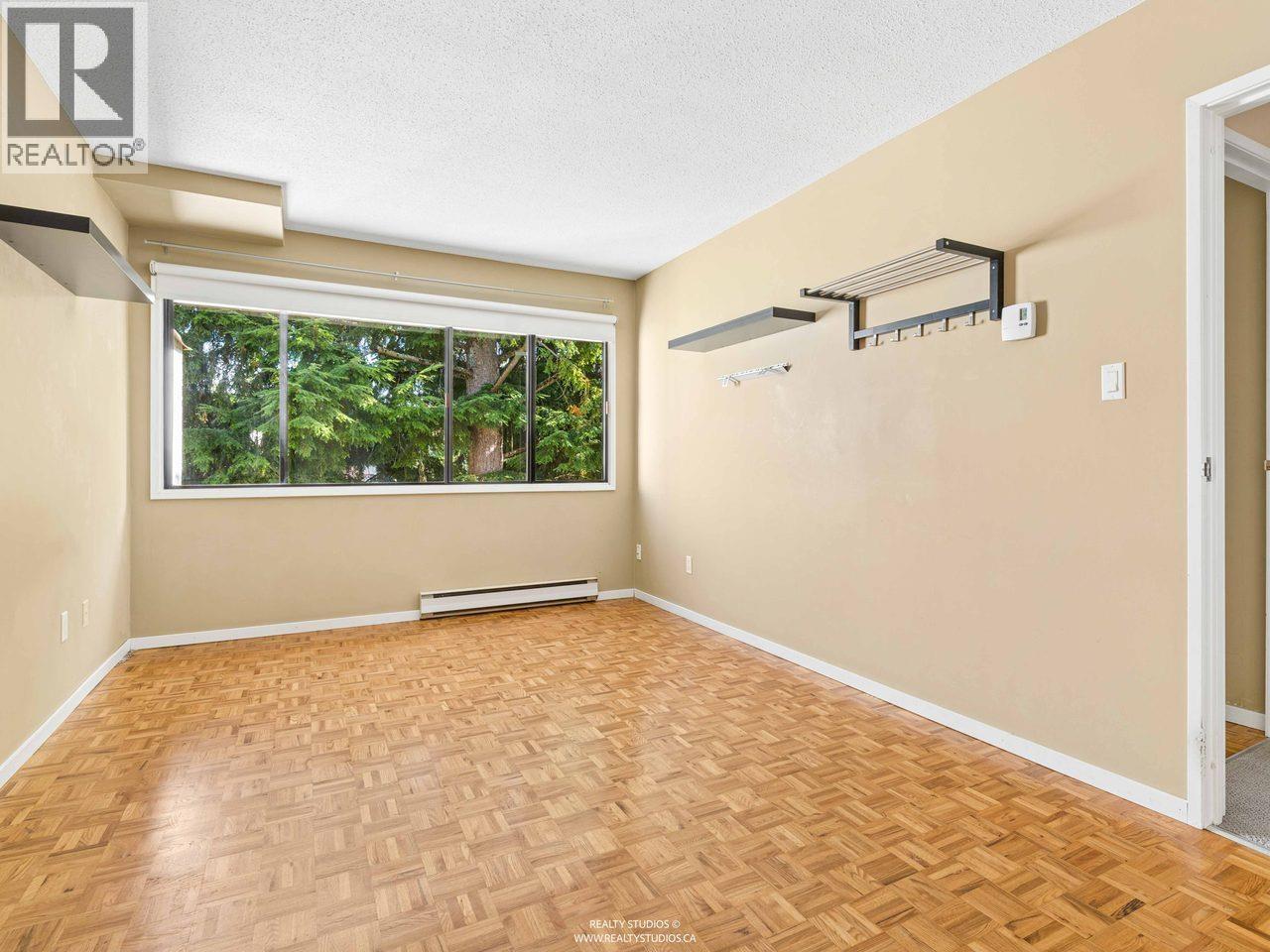 6 7335 Montecito Drive, Burnaby, British Columbia  V5A 1R3 - Photo 13 - R3174970