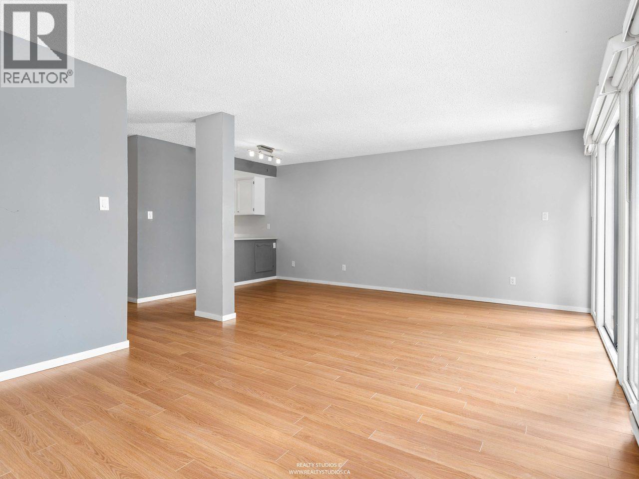 6 7335 Montecito Drive, Burnaby, British Columbia  V5A 1R3 - Photo 6 - R3174970