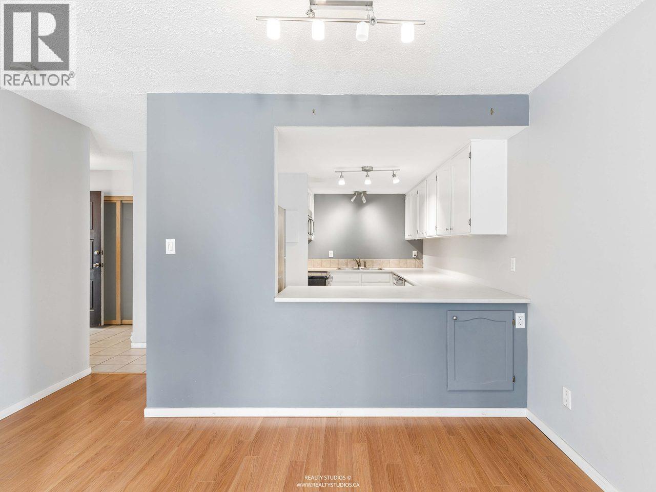 6 7335 Montecito Drive, Burnaby, British Columbia  V5A 1R3 - Photo 9 - R3174970