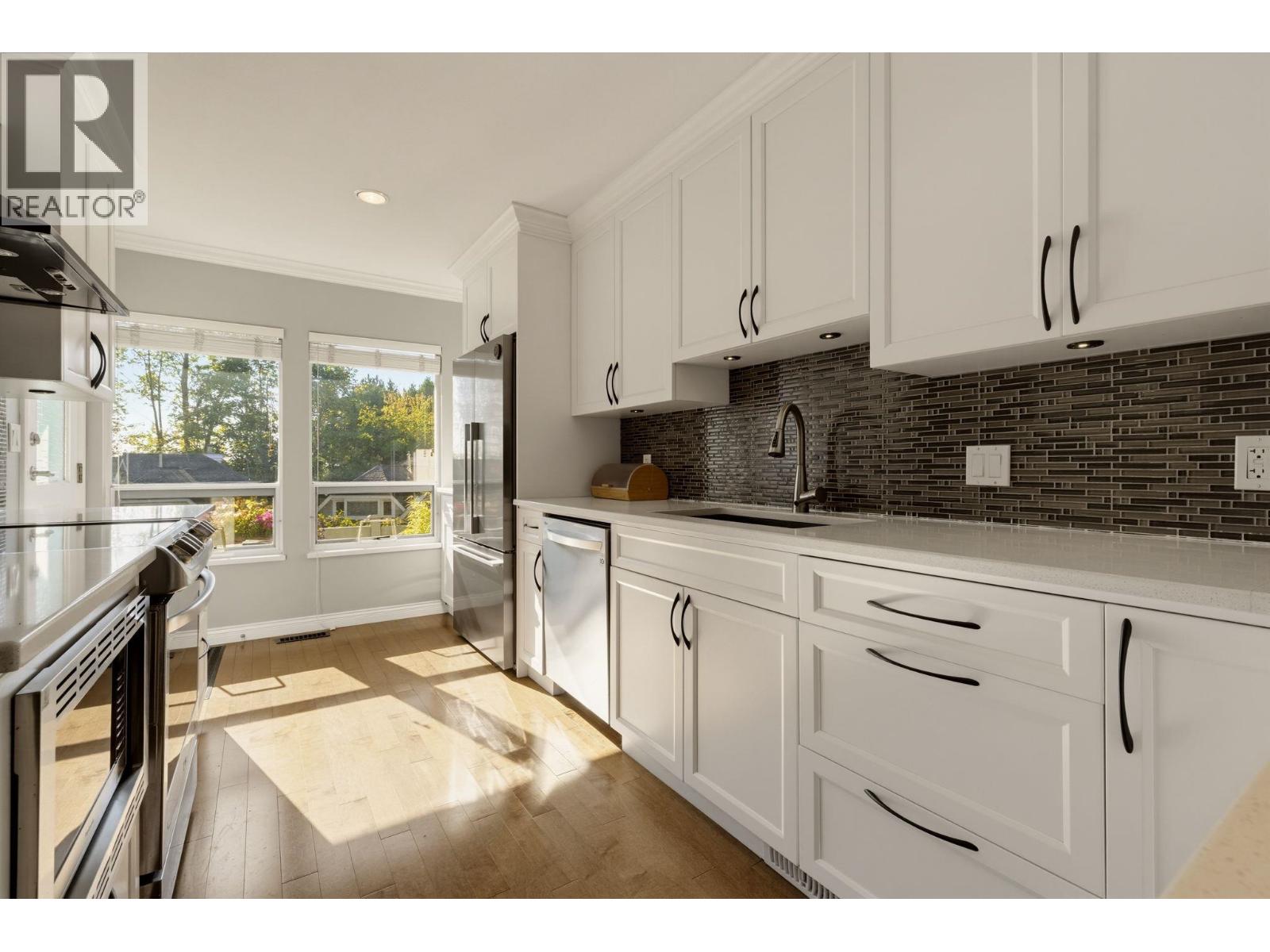 2204 Portside Court, Vancouver, British Columbia  V5P 4V1 - Photo 5 - R3174995