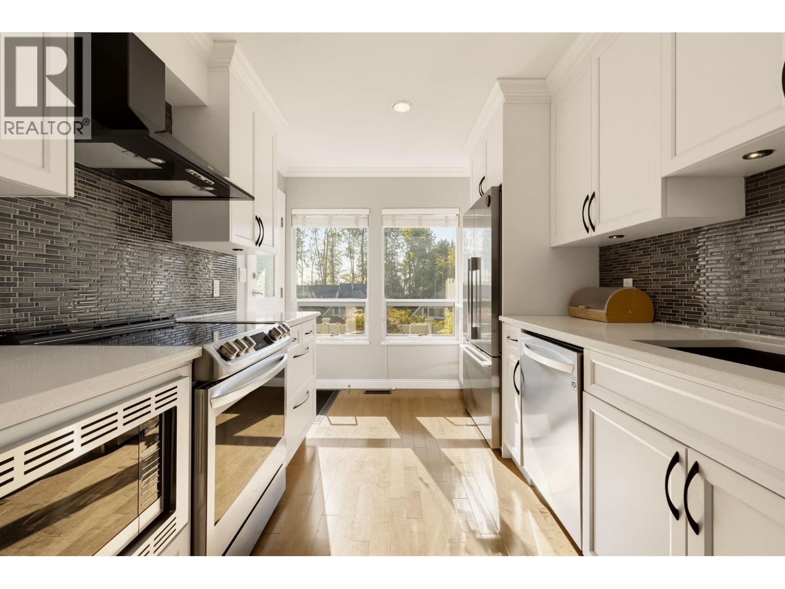 2204 Portside Court, Vancouver, British Columbia  V5P 4V1 - Photo 6 - R3174995
