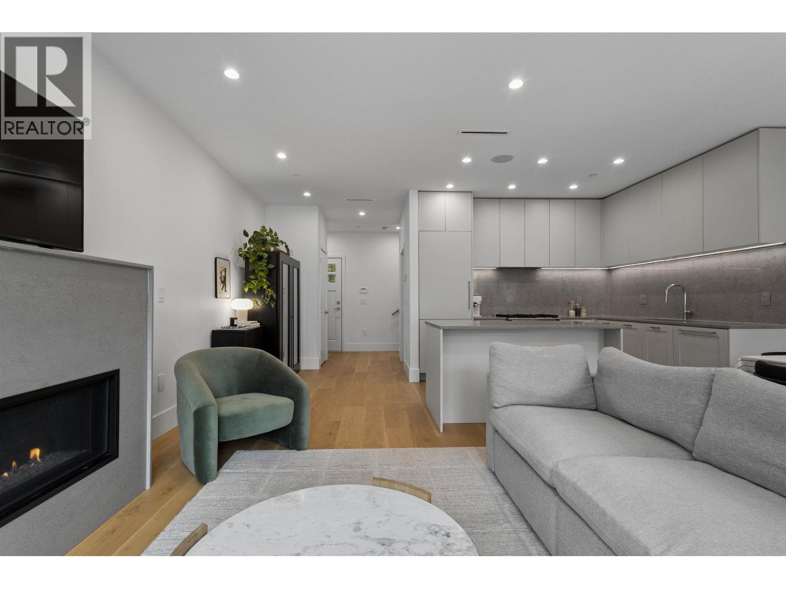 1014 E 16th Avenue, Vancouver, British Columbia  V5T 2W1 - Photo 11 - R3175001