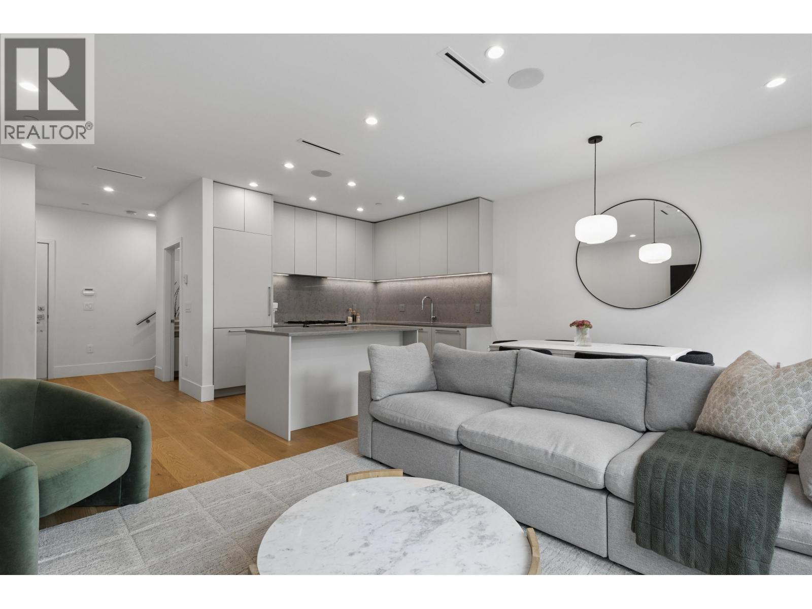 1014 E 16th Avenue, Vancouver, British Columbia  V5T 2W1 - Photo 12 - R3175001