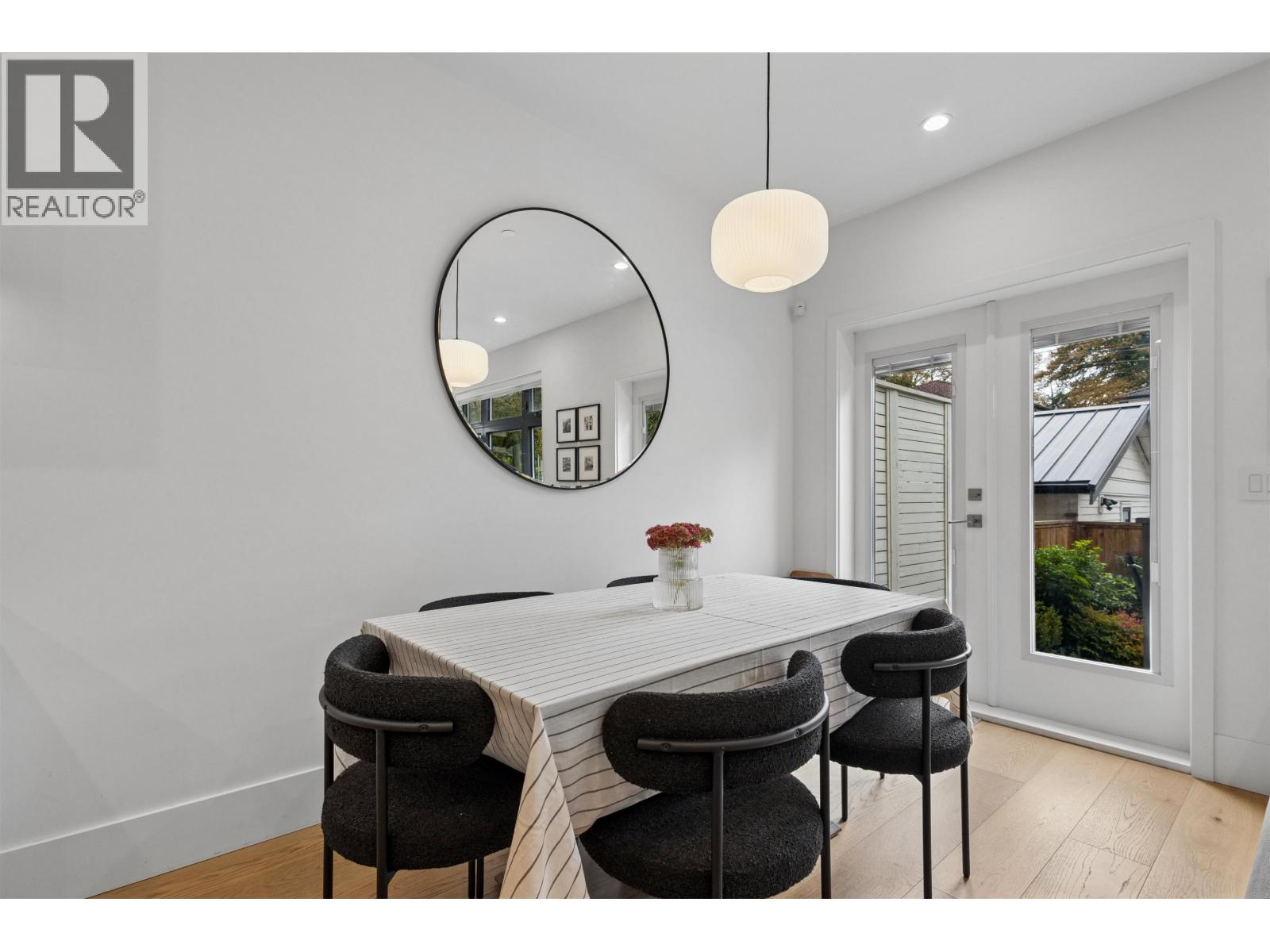 1014 E 16th Avenue, Vancouver, British Columbia  V5T 2W1 - Photo 13 - R3175001