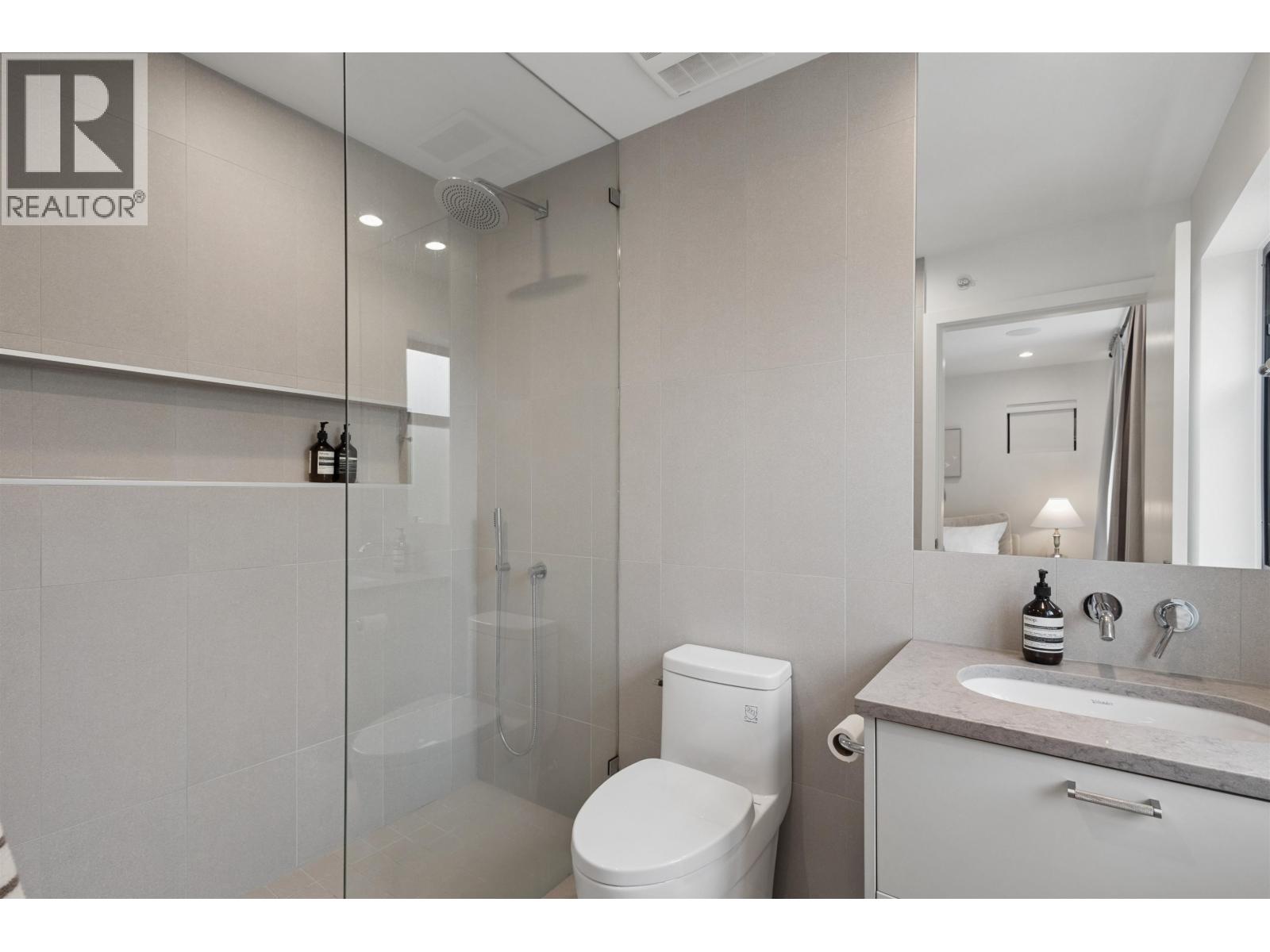1014 E 16th Avenue, Vancouver, British Columbia  V5T 2W1 - Photo 26 - R3175001