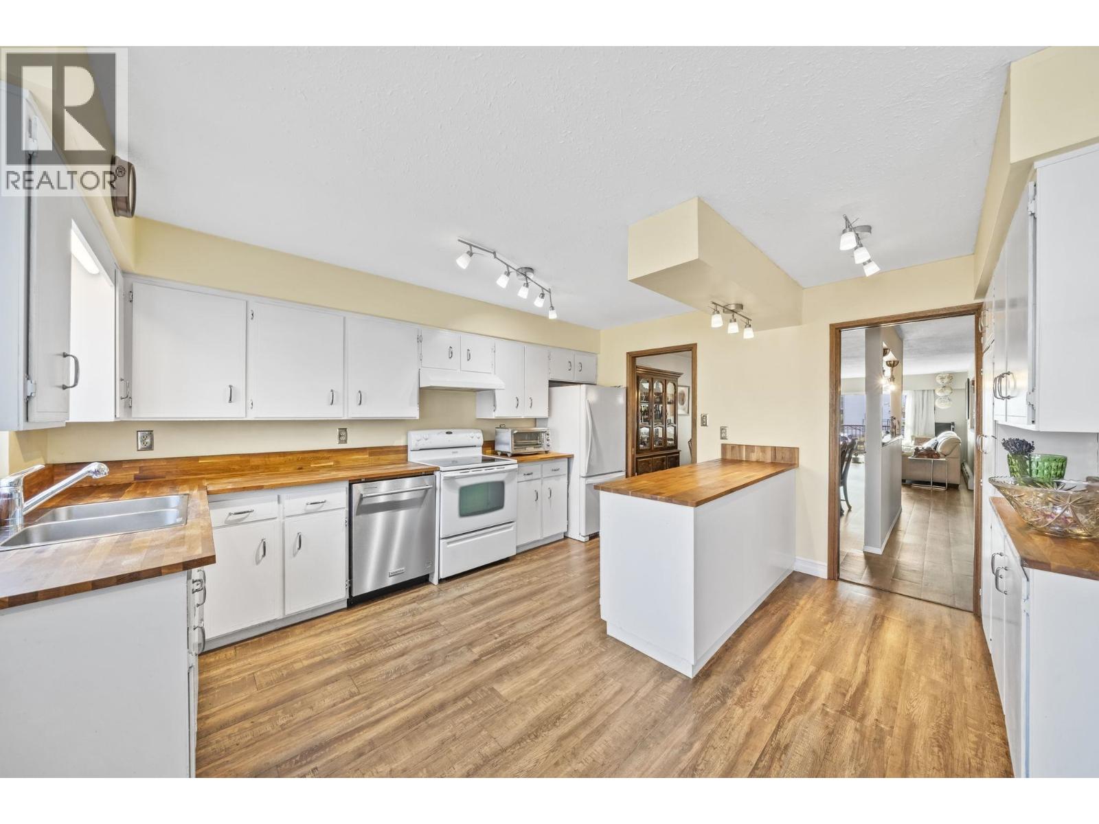 5189 Norfolk Street, Burnaby, British Columbia  V5G 1E9 - Photo 12 - R3175007