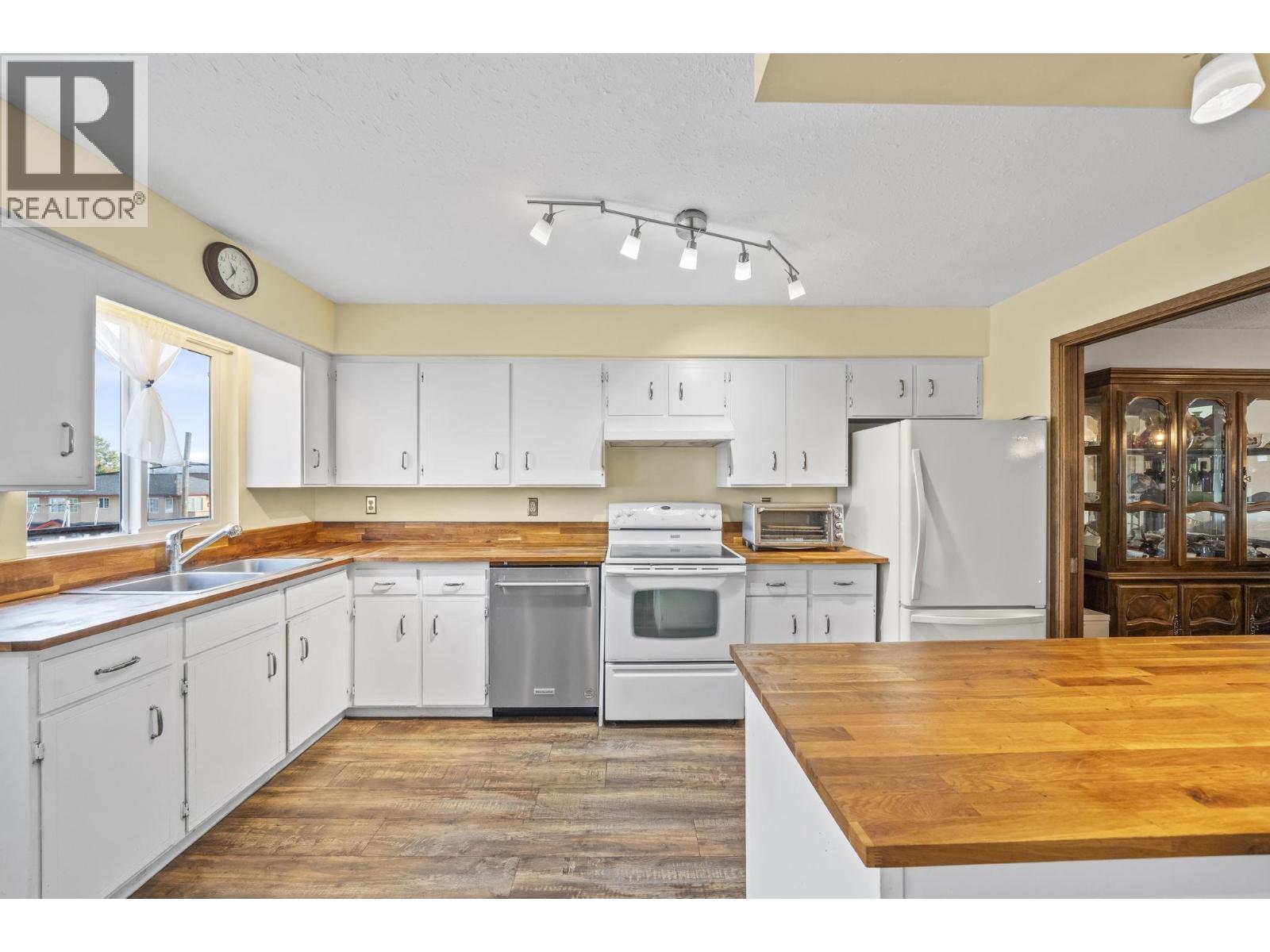5189 Norfolk Street, Burnaby, British Columbia  V5G 1E9 - Photo 9 - R3175007