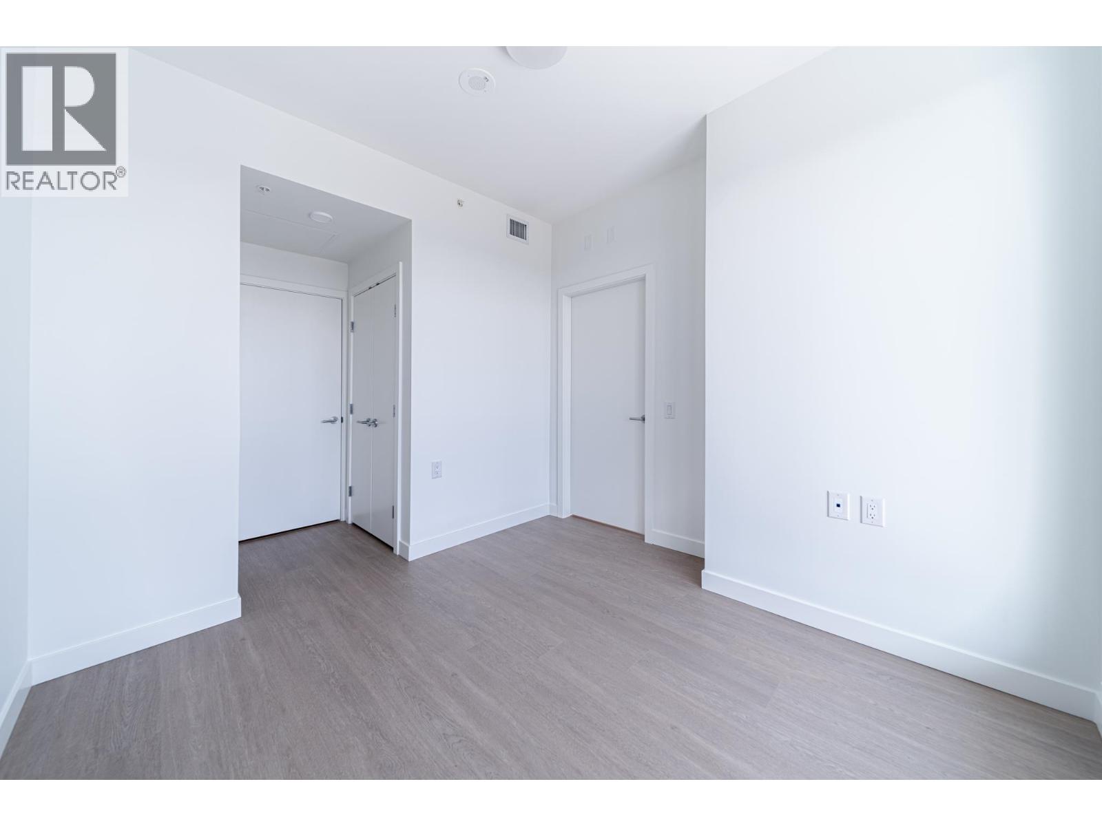 2604 699 Whitting Way, Coquitlam, British Columbia  V3J 0N7 - Photo 11 - R3175013