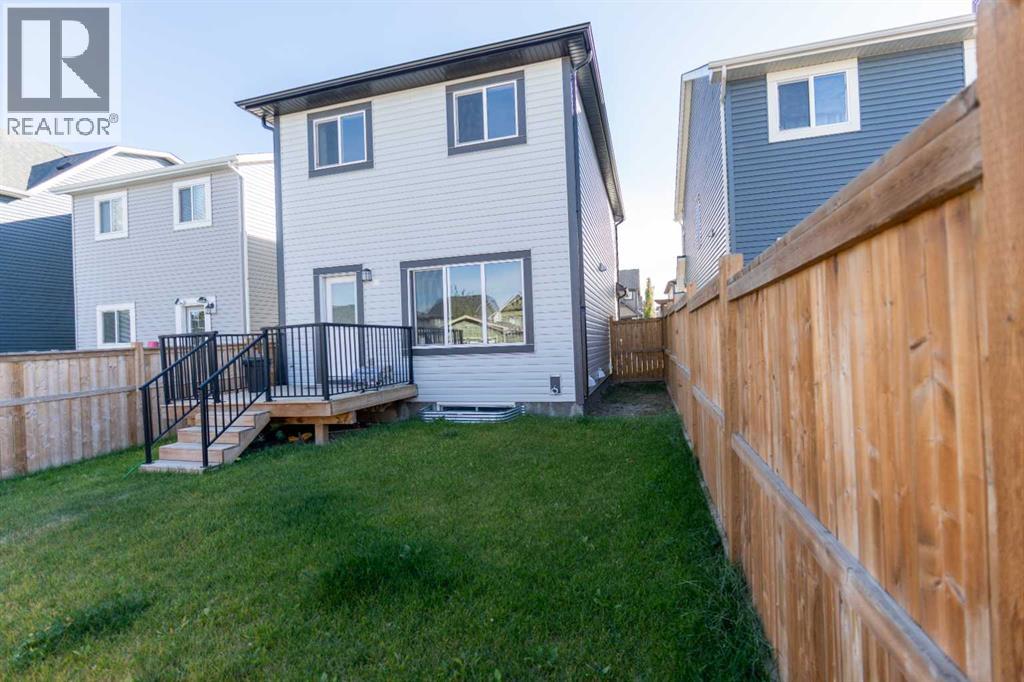 99 Hillcrest Close SW