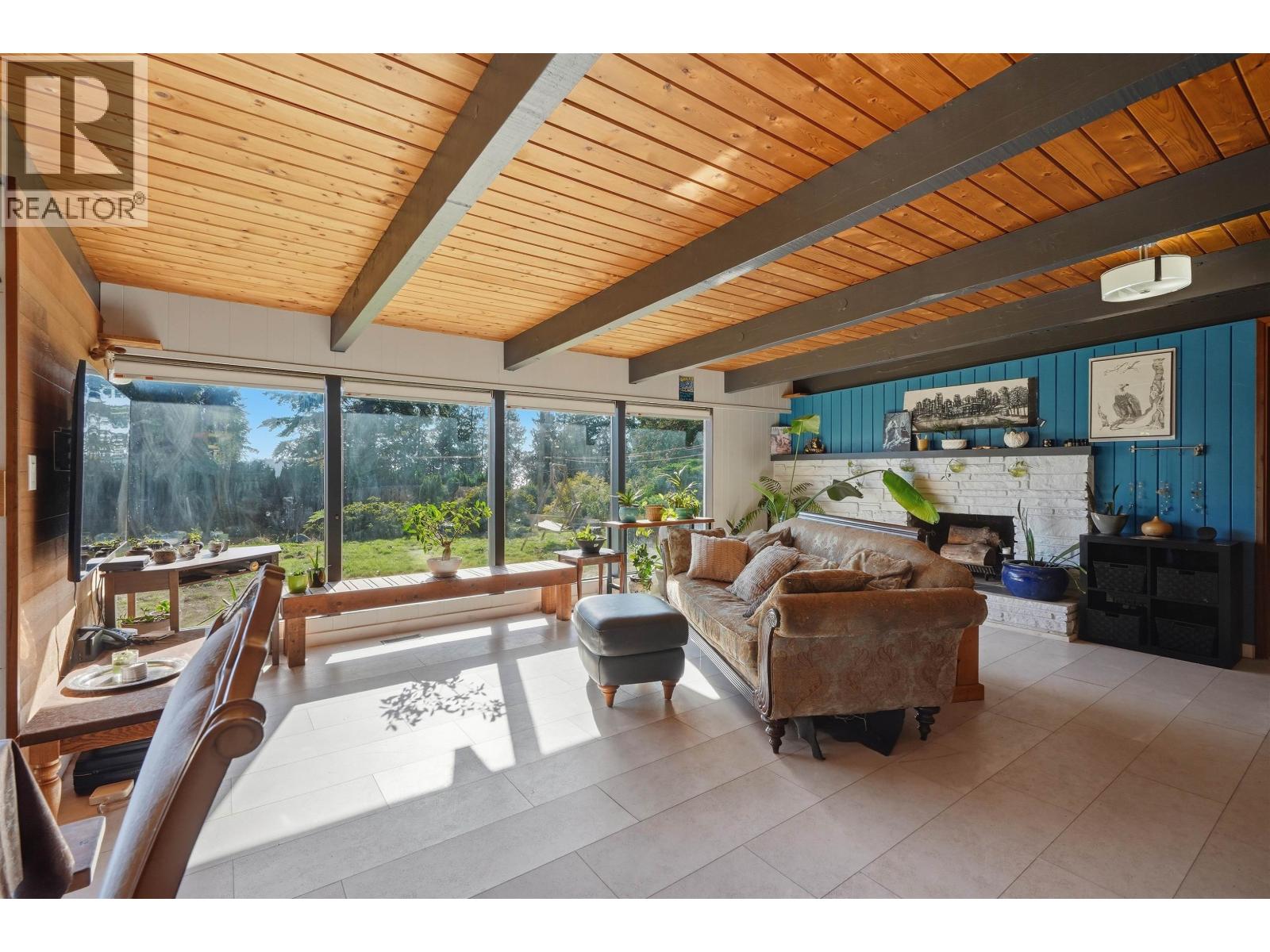 5430 Lawson Road, Sechelt, British Columbia  V7Z 0N1 - Photo 10 - R3174976