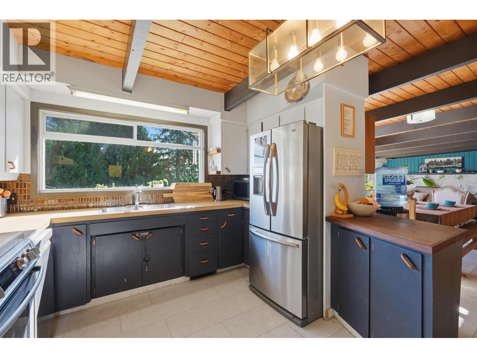 5430 Lawson Road, Sechelt, British Columbia  V7Z 0N1 - Photo 13 - R3174976
