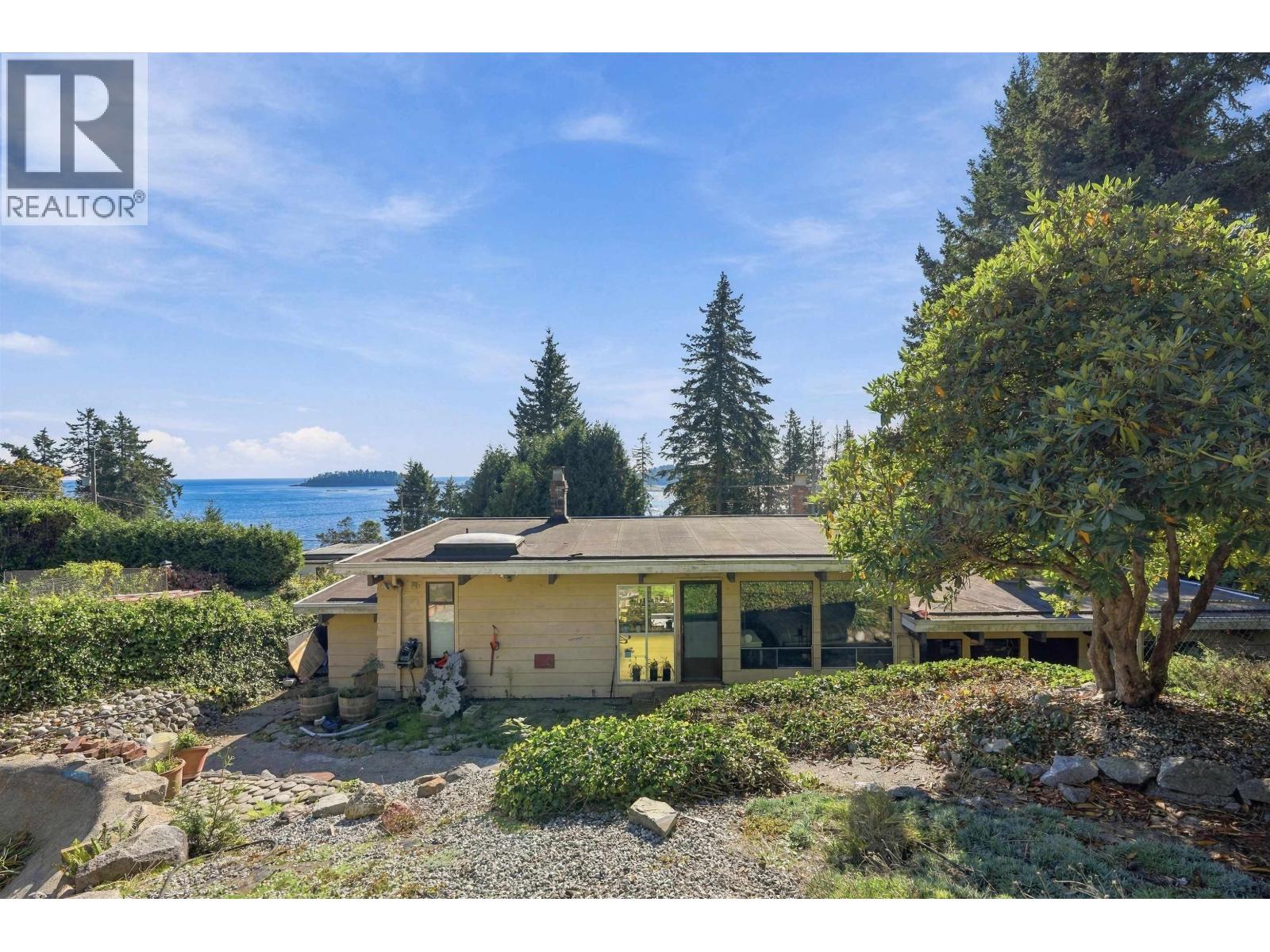5430 Lawson Road, Sechelt, British Columbia  V7Z 0N1 - Photo 28 - R3174976