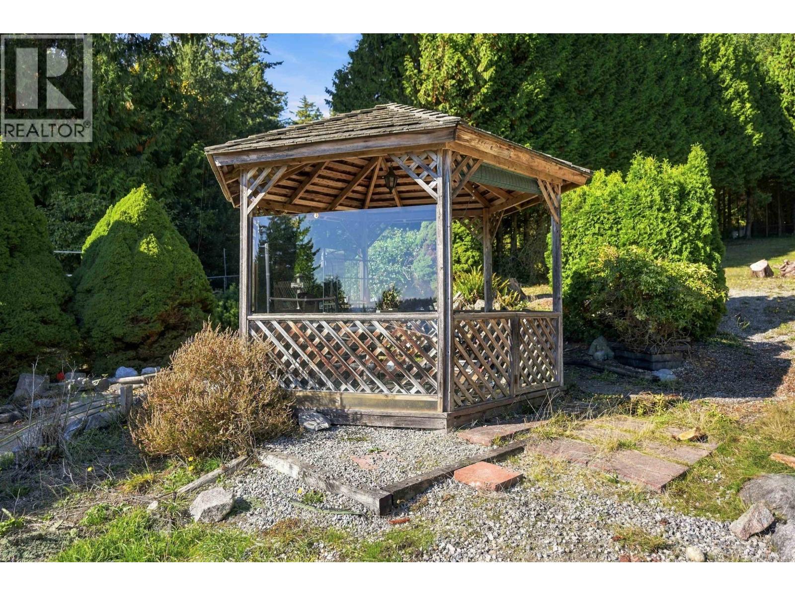 5430 Lawson Road, Sechelt, British Columbia  V7Z 0N1 - Photo 31 - R3174976