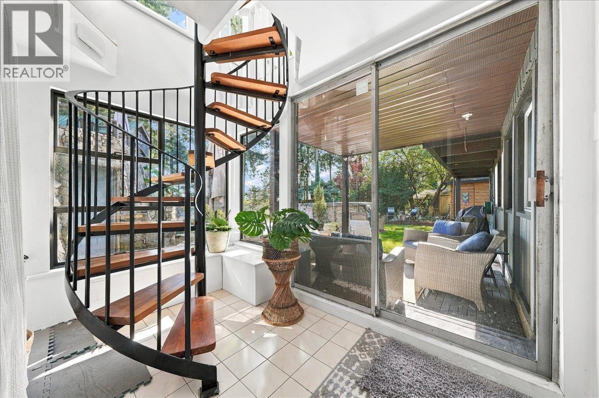 2363 Windridge Drive, North Vancouver, British Columbia  V7H 1B6 - Photo 12 - R3174999