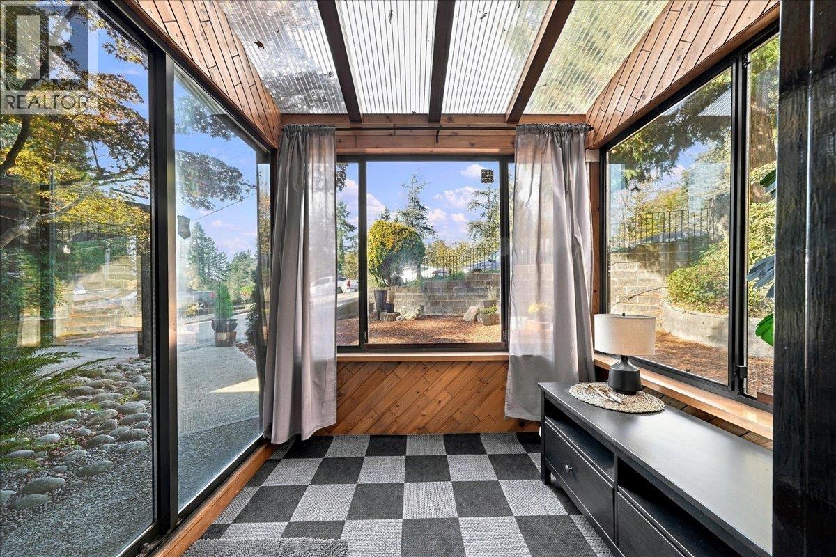 2363 Windridge Drive, North Vancouver, British Columbia  V7H 1B6 - Photo 7 - R3174999