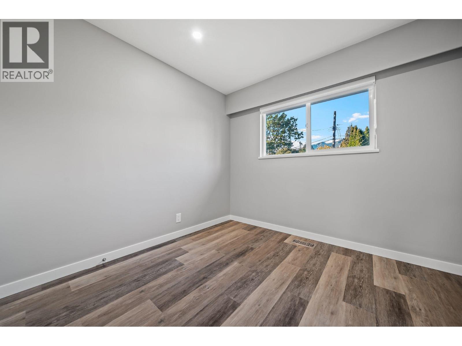338 W 21st Street, North Vancouver, British Columbia  V7M 1Z5 - Photo 28 - R3175002