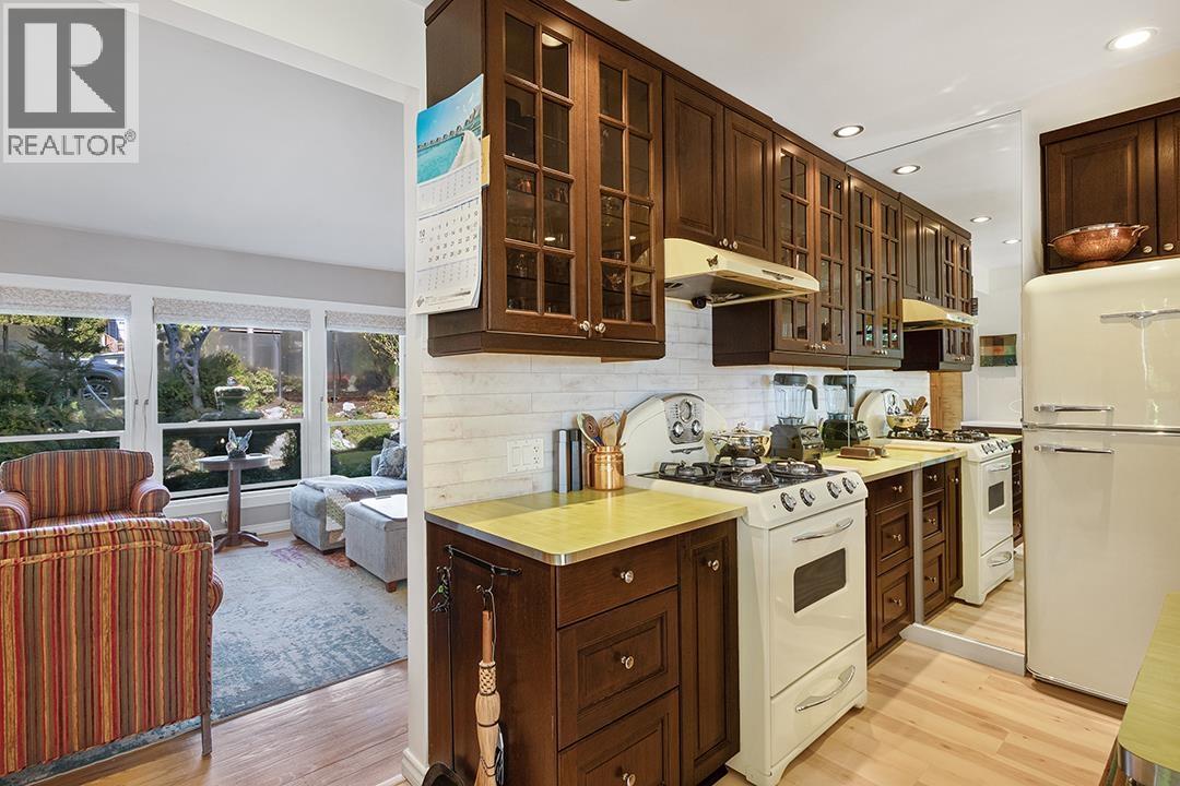 535 E Keith Road, North Vancouver, British Columbia  V7L 1W3 - Photo 5 - R3175014
