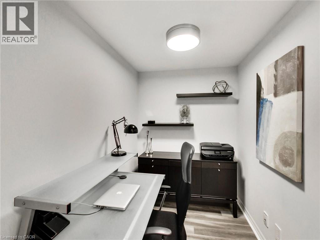 1940 Ironstone Drive Unit# 1208, Burlington, Ontario  L7L 0E4 - Photo 10 - 40870957