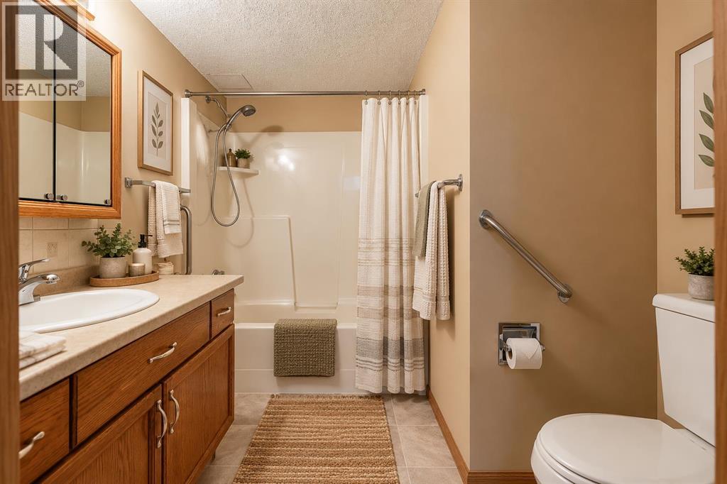 145, 1480 Southview Drive