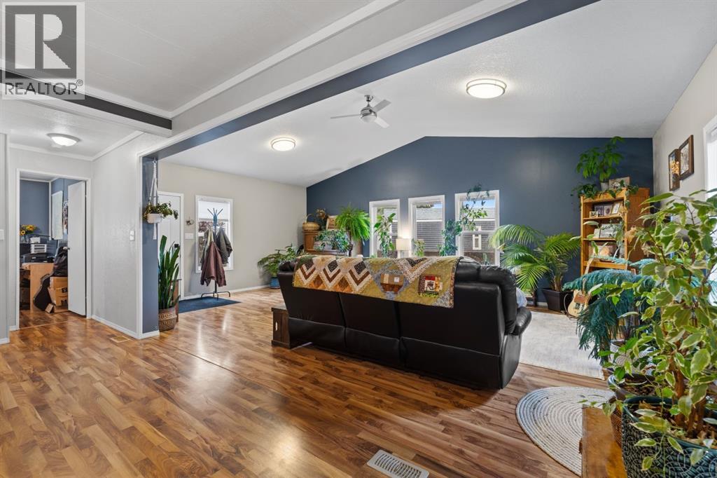 12 River Valley Estates