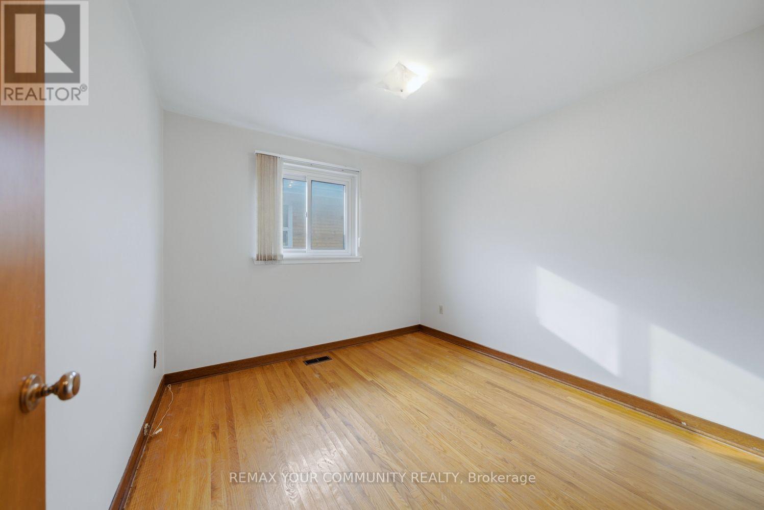 50 Felan Crescent, Toronto (Thistletown-Beaumonde Heights), Ontario  M9V 3A3 - Photo 26 - W14029450